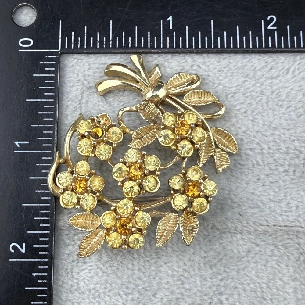 Vintage Coro Brooch Gold Yellow Rhinestone Floral Bouquet 2in